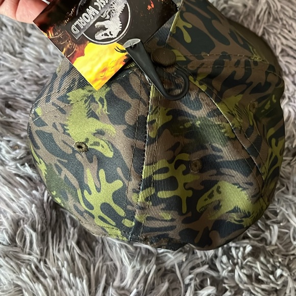 Jurassic World baseball cap OSFM adj flat brim trucker hat camo green dinosaur - Picture 5 of 8